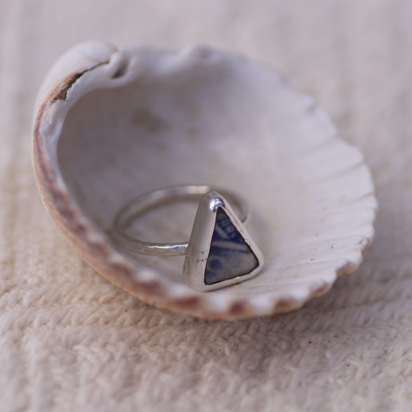 Blue and White Sea Pottery Sterling Silver Ring, Size P/8 (UK/US)