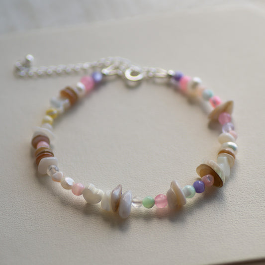 Mother of Pearl Heart Beaded Bracelet